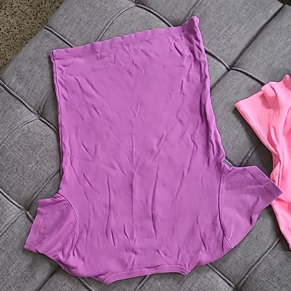 Y2K BUNDLE GAP size‎ small purple shirt -blue tank -pink tank with embellishment - Picture 8 of 8